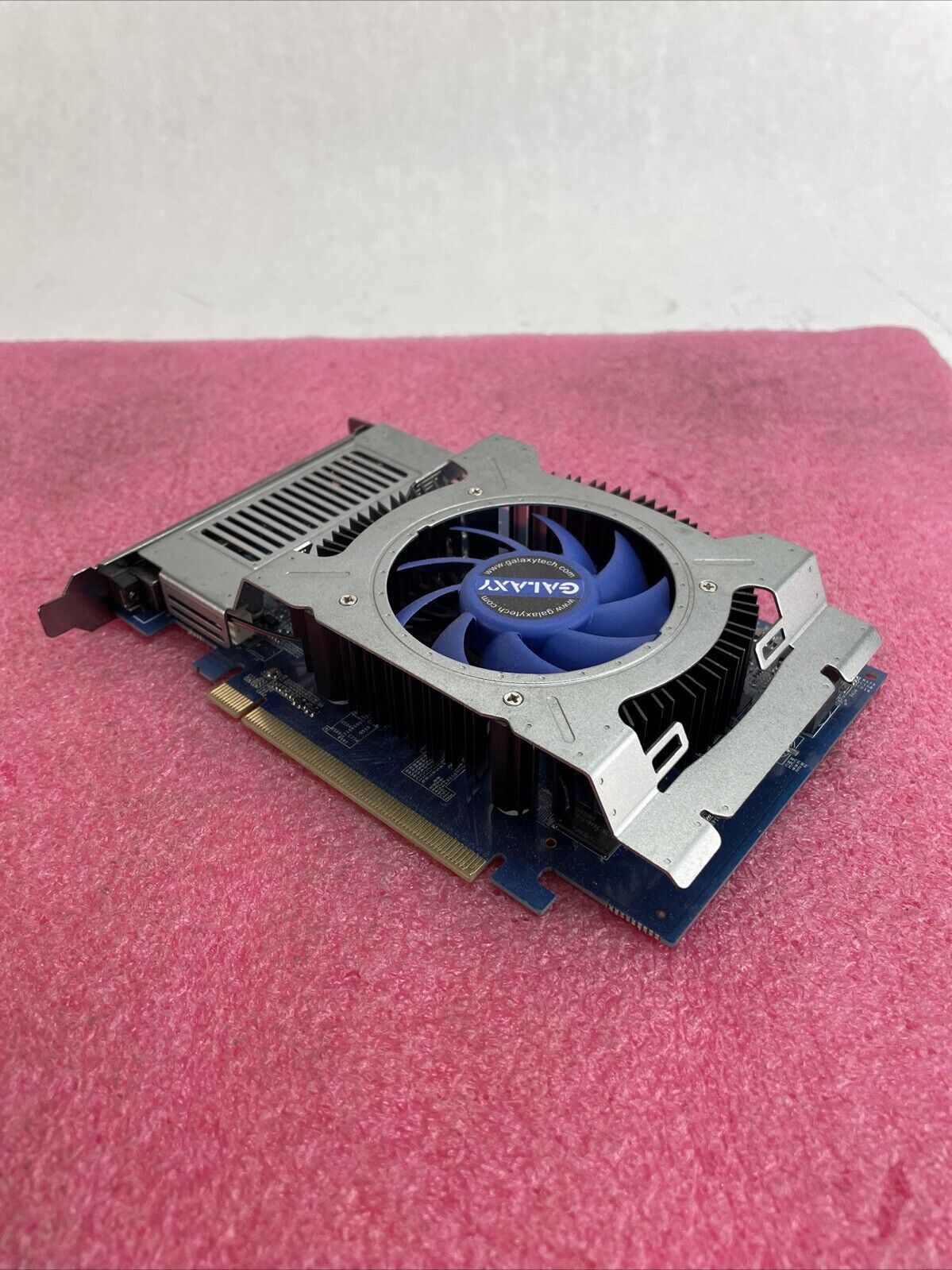 Gt outlet 240 graphics card