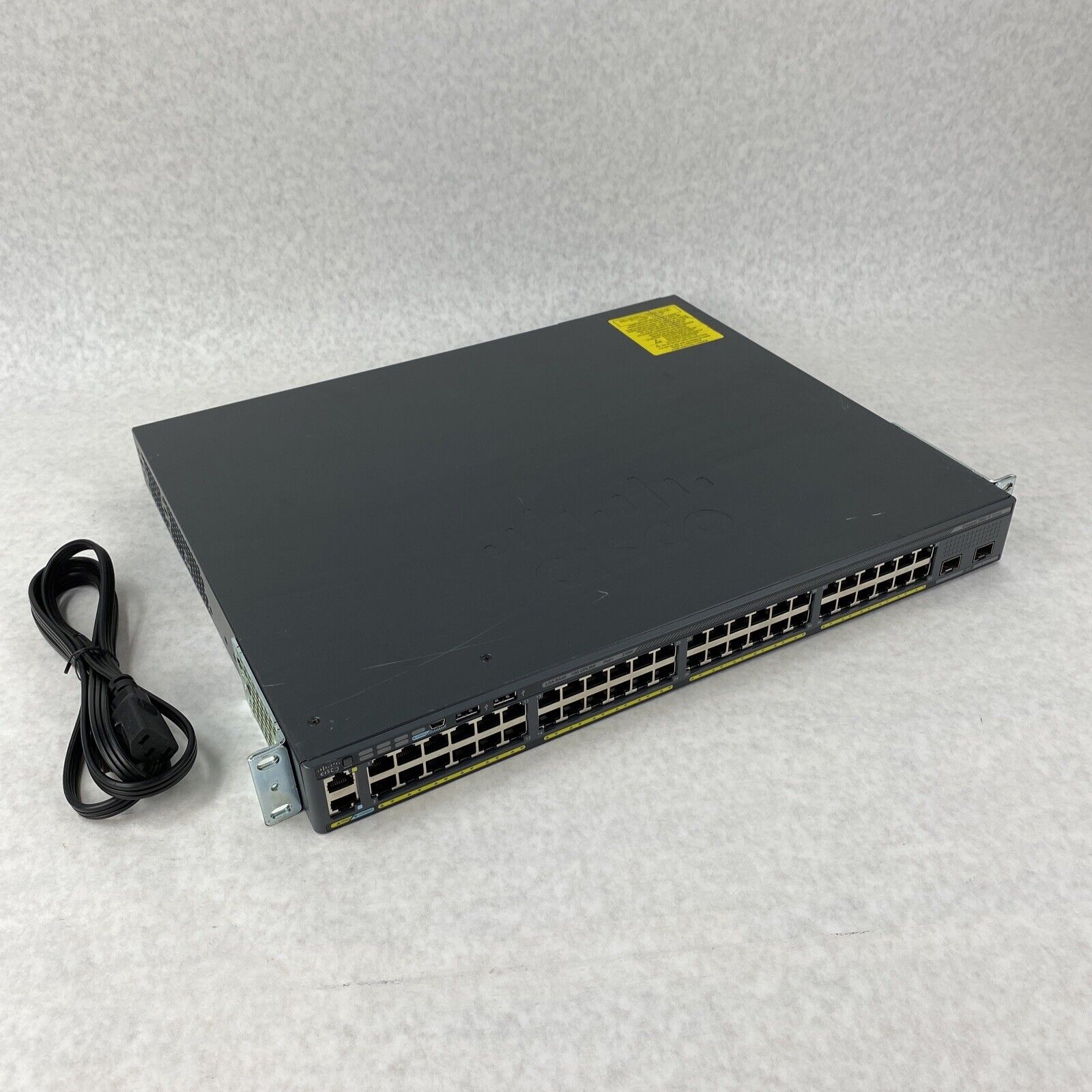 Cisco Catalyst 2960-X Series WS-C2960X-48LPD-L V07 48 Port Gigabit Swi