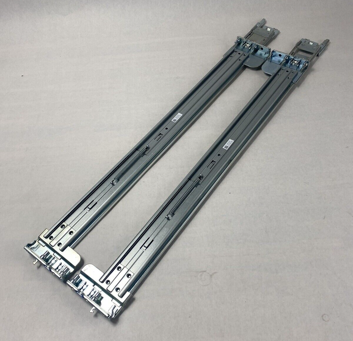 Dell PowerEdge 0FYK4G/061KCY 2U Ready Rails Left and Right