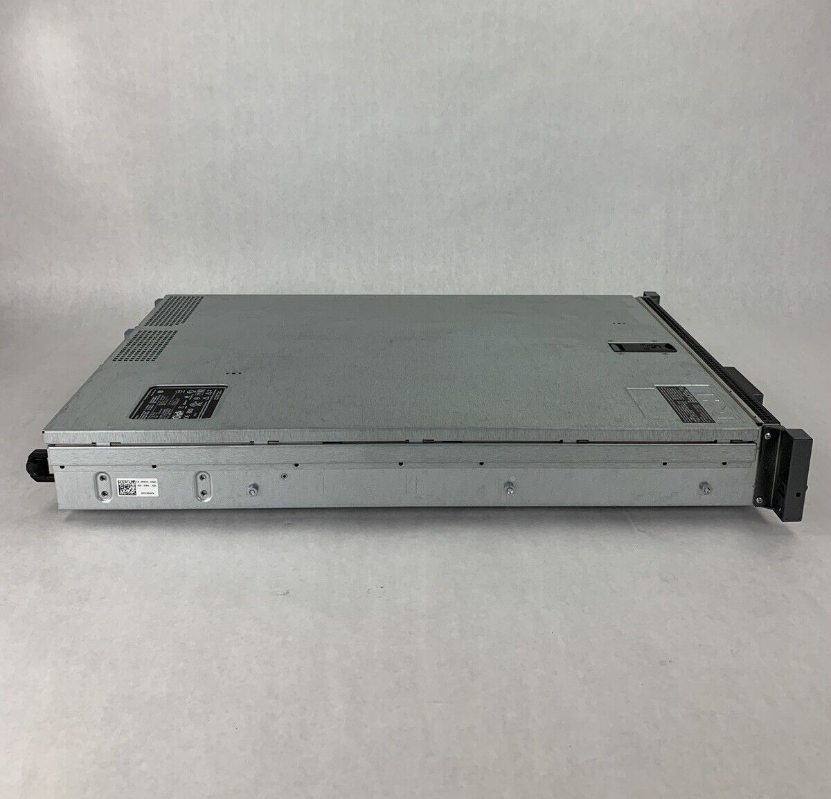 Dell PowerEdge R710 Server x2 Intel Xeon E-5640 2.67 GHz 32 GB RAM No HDD No OS