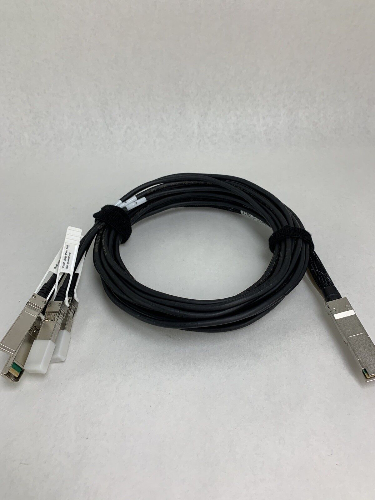 Dell EMC 038-004-950-00 AMPHENOL 3M Cable