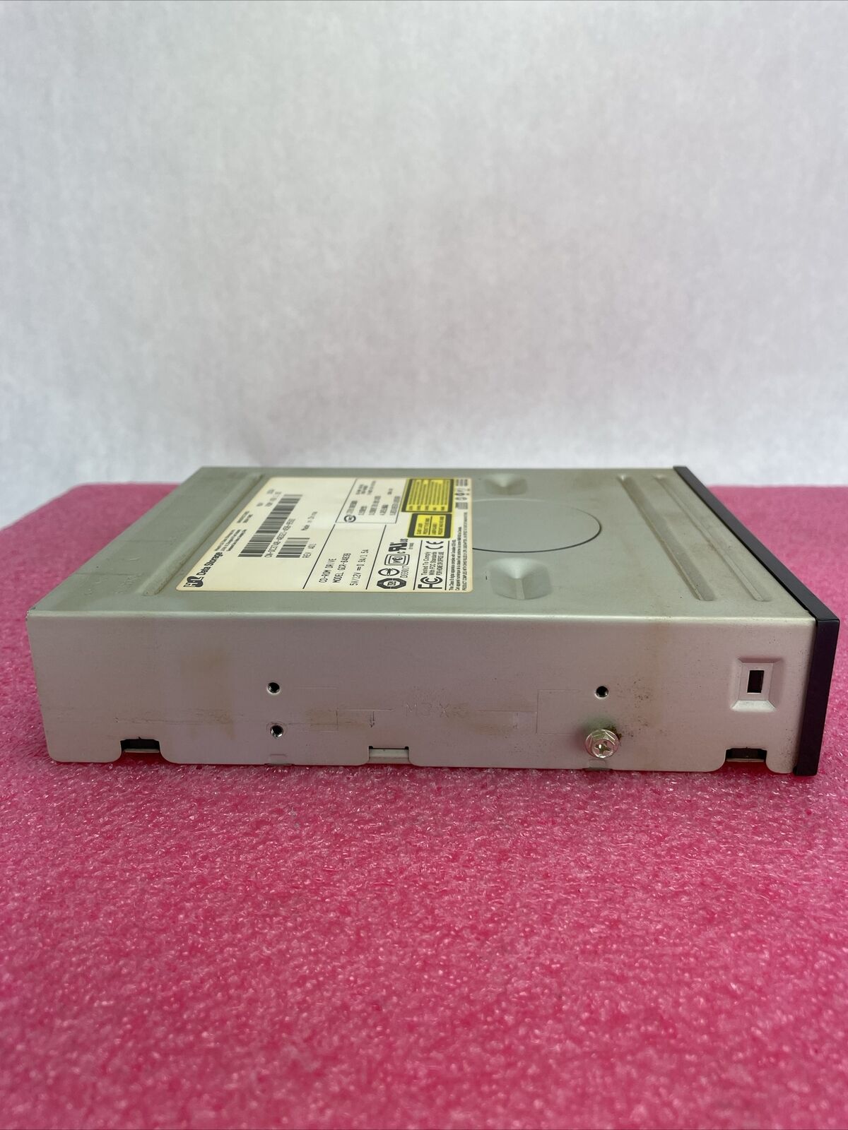 Hitachi-LG Data Storage GCR-8483B