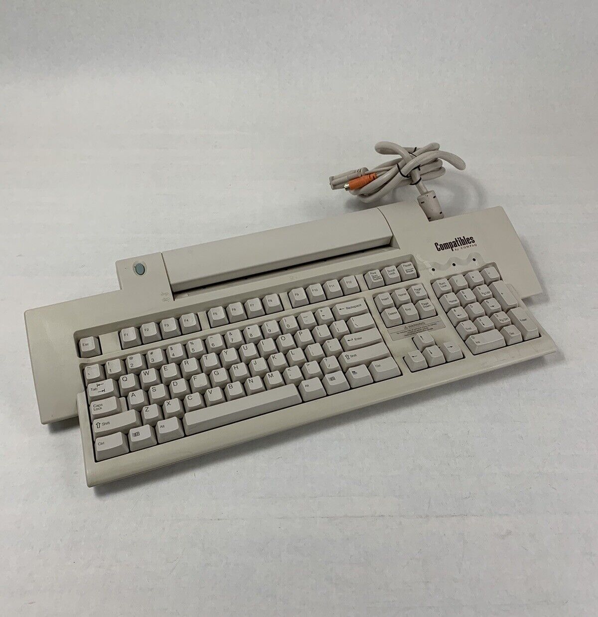 Compaq 121307-101 Keyboard RT6L5CTW