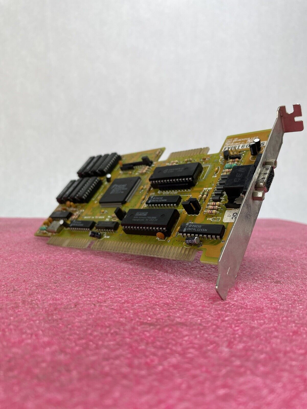 Trident Microsystems Inc VGA Card 8916CX248LC2 ISA 1991