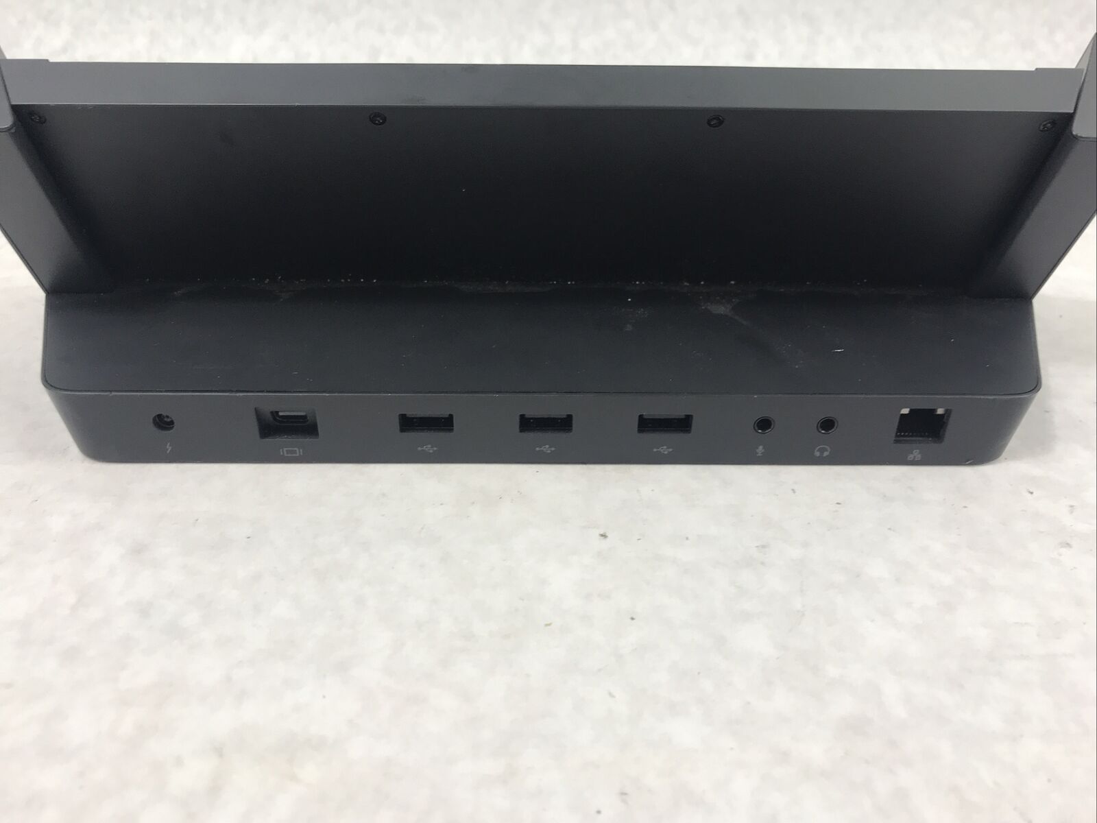 Microsoft 1617 Surface Pro Docking Station No AC Adapter