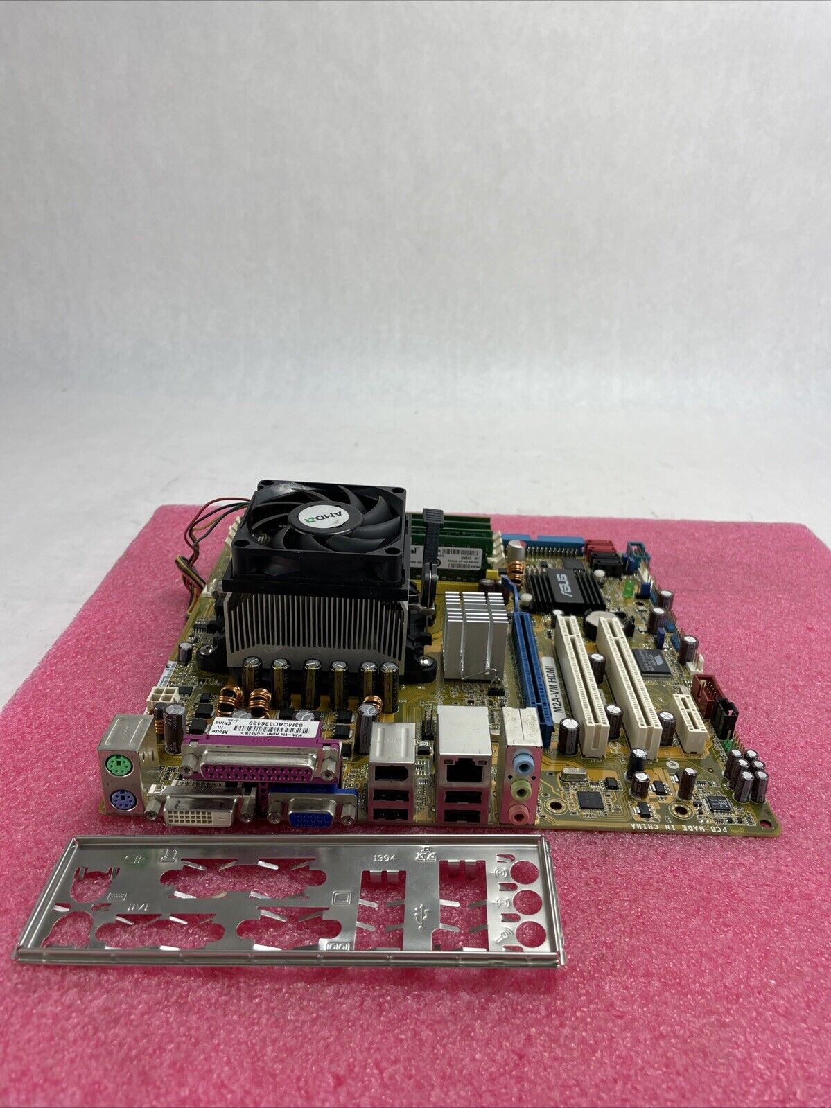 ASUS M2A-VM HDMI Motherboard AMD Phenom II x4 945 3GHz 8GB RAM