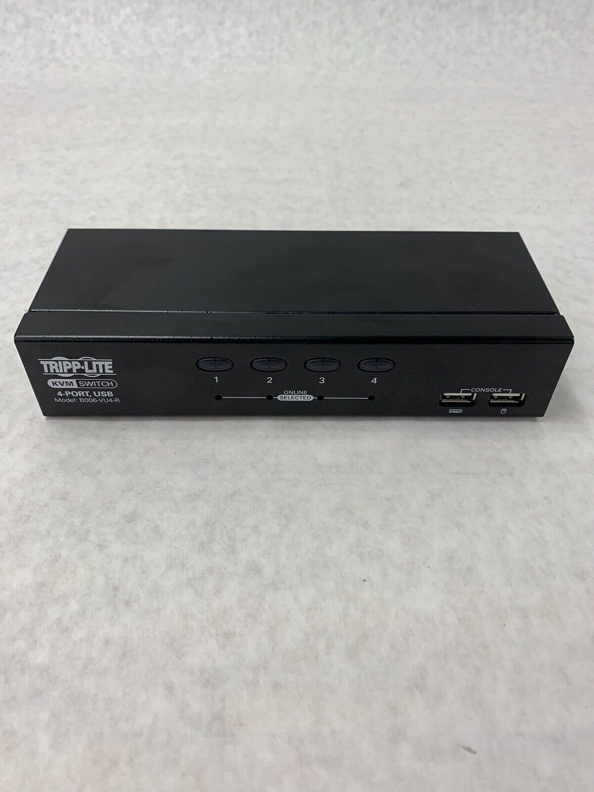 TRIPP-LITE KVM Switch 4 Port USB Model B006-VU4-R  No Cords