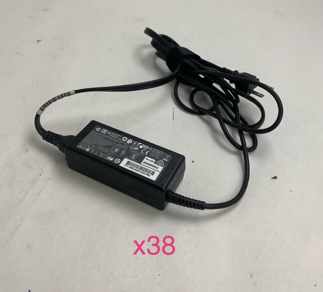 Lot of 38 HP PPP019L-S 65W AC DC Adapter Charger