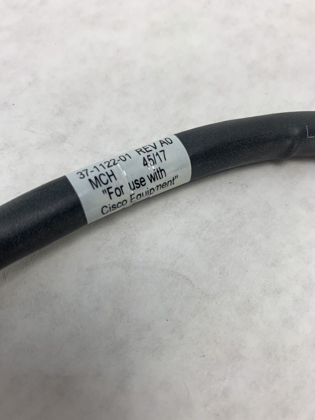 Cisco Catalyst Power Stacking Cable 37-1122-01 Rev A0