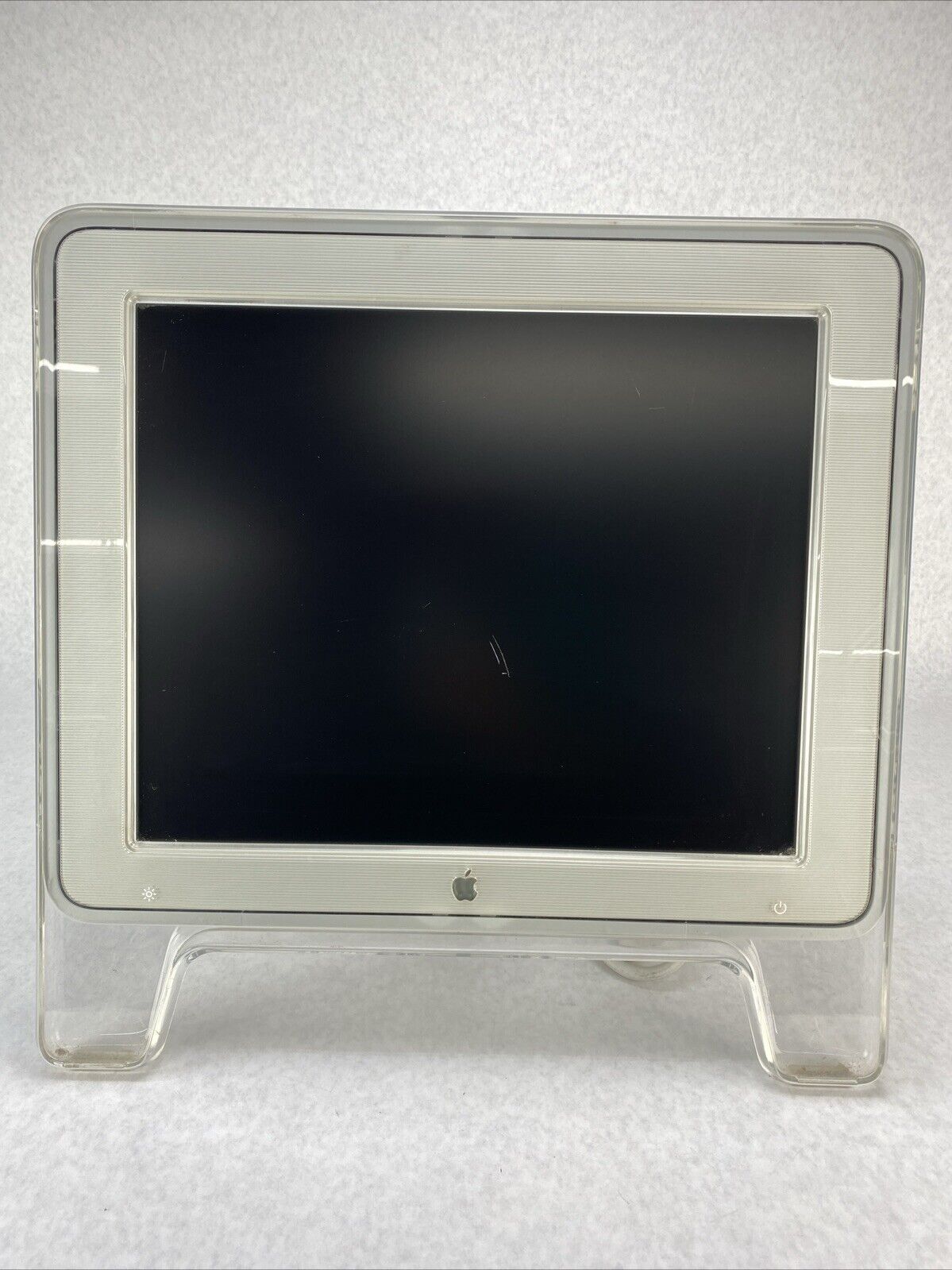 Apple M7649 Studio Display 17" ADC Monitor SHADOWS Sratches Grade C