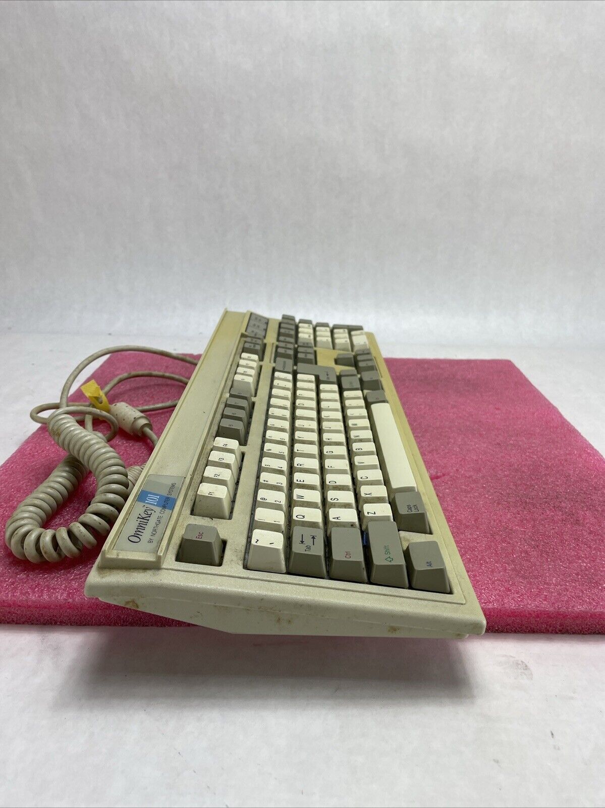 Vintage Northgate OmniKey 101 Keyboard White Alps Clicky w/Cable