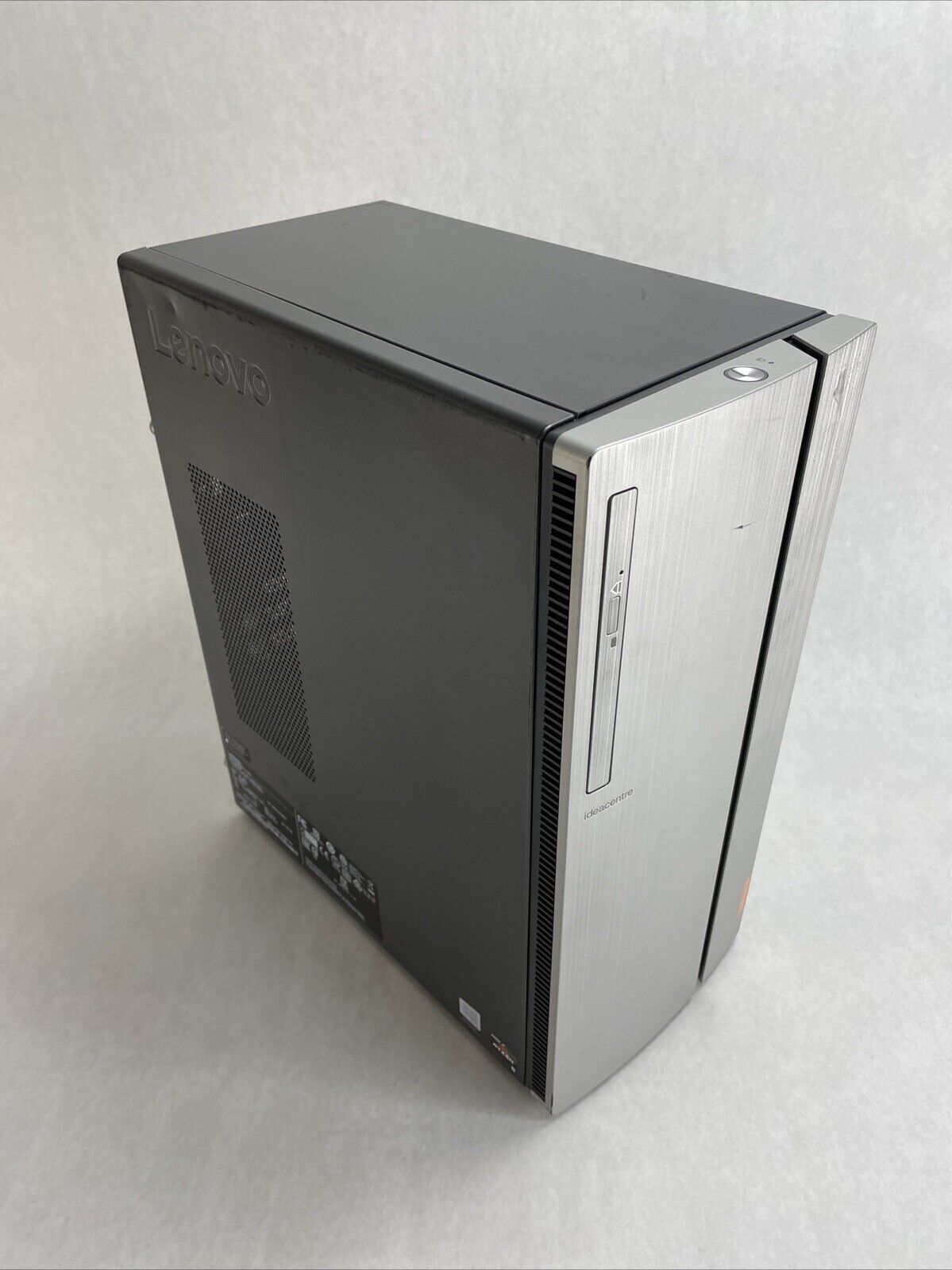 Lenovo IdeaCentre 720-18ASU DT AMD Ryzen 5 1400 3.2GHz 8GB RAM No HDD No OS