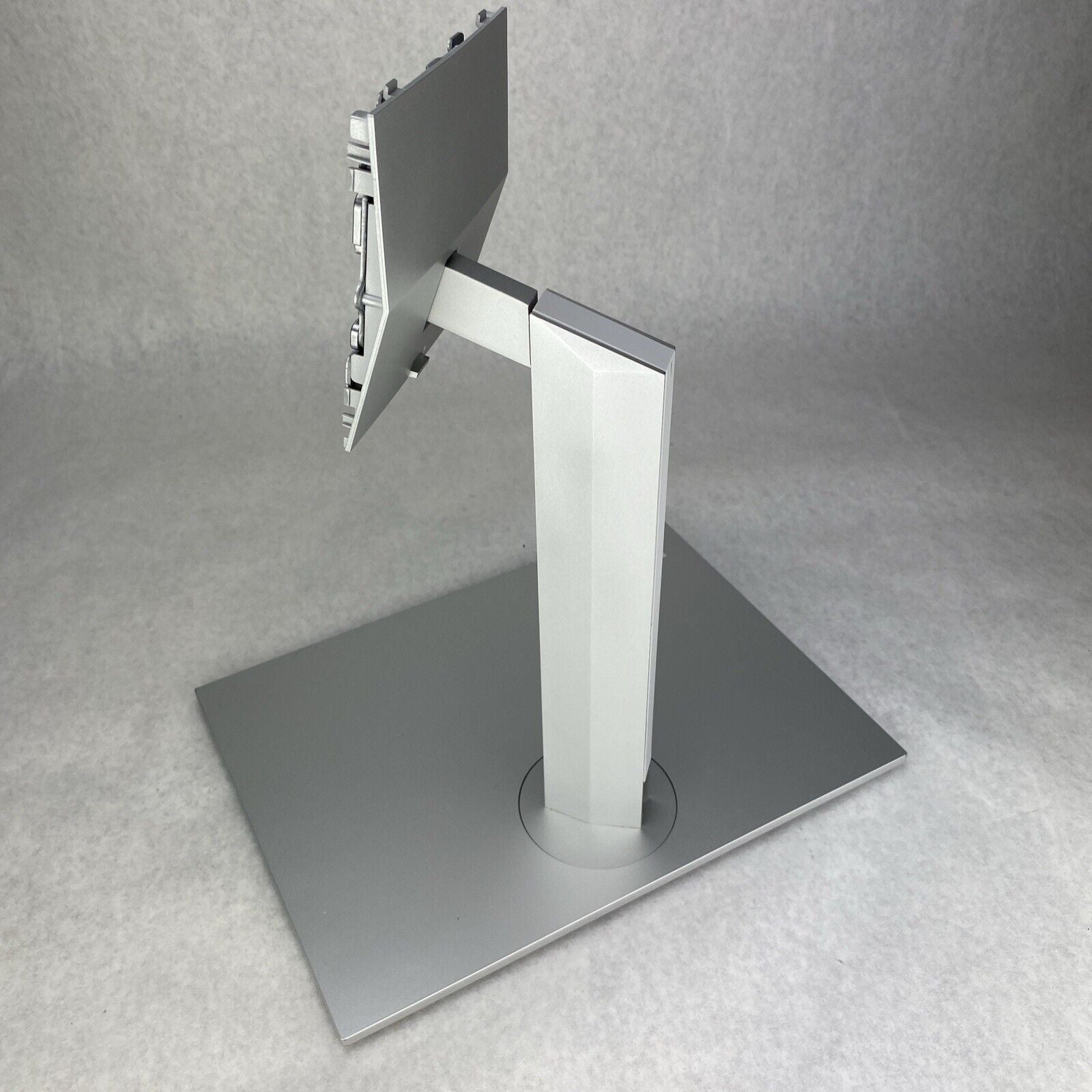 HP EliteOne 800 G6 AIO Height Adjustment Monitor Stand M01267-001