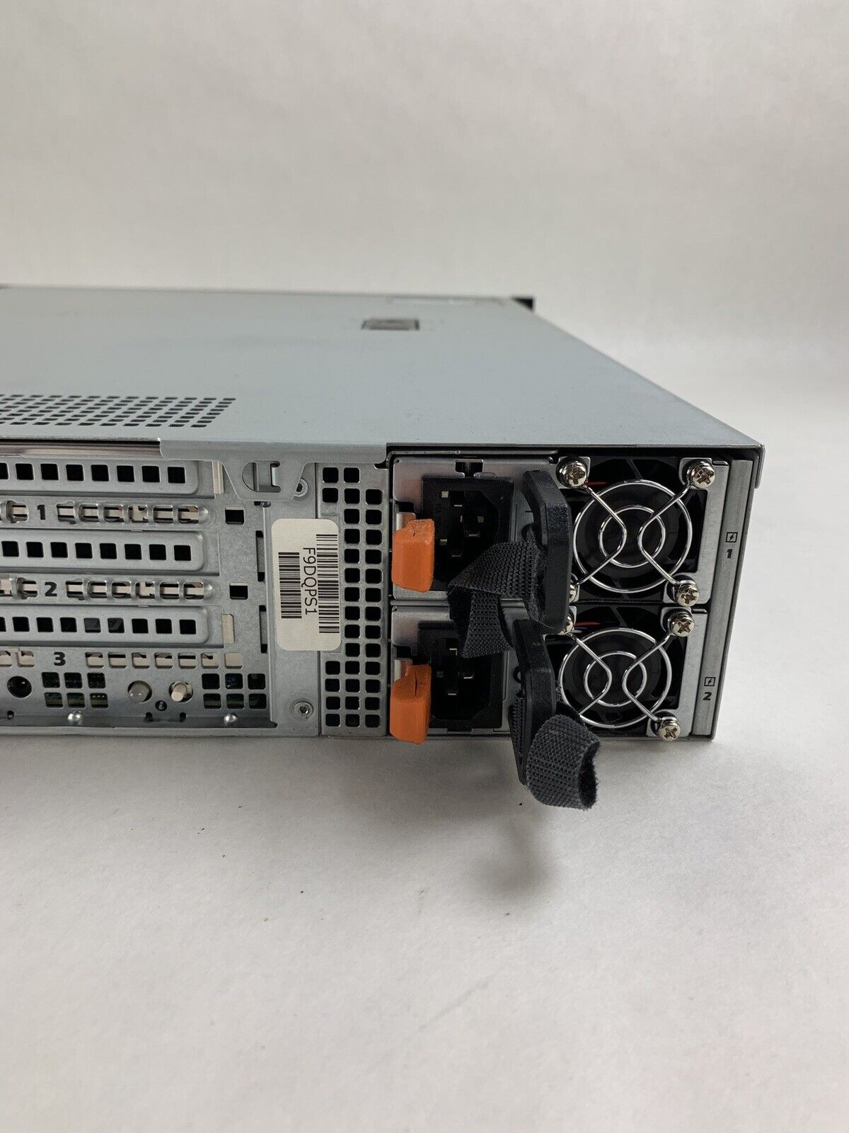 Dell PowerEdge R515 Server 1x AMD Opteron 4122 2.2 GHz 32 GB RAM No HDD No OS