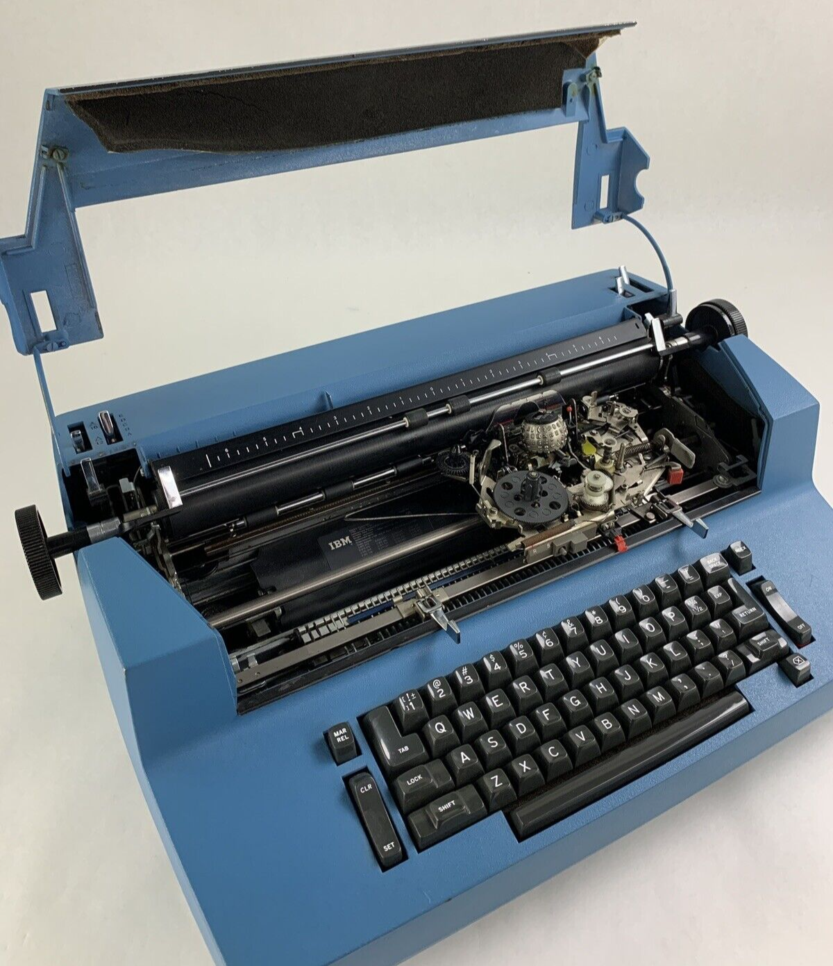 Offers IBM Selectric II 2 Blue Typewriter Tested