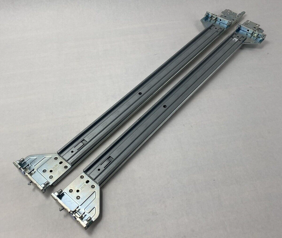 Dell PowerEdge 0D157M 0W647K B2 Ready Rail Kit