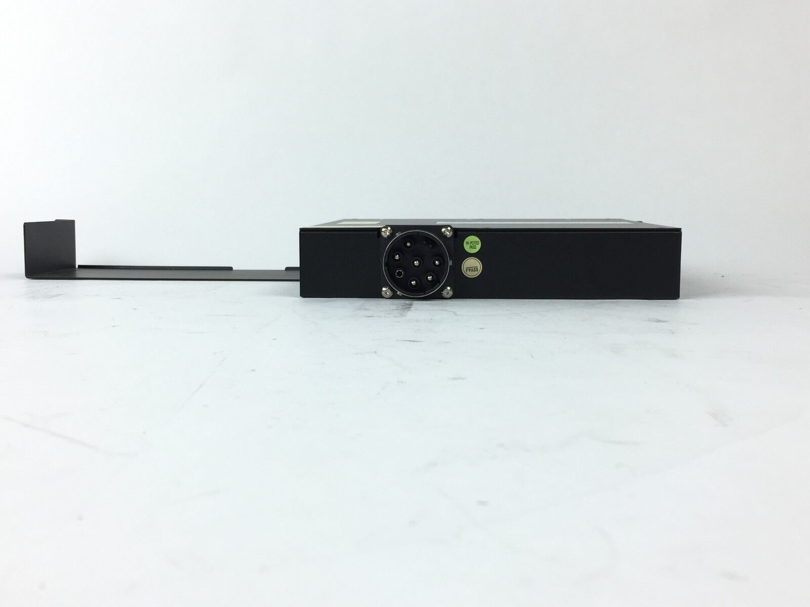 IBM 73P5843 Rack Power Distribution Unit With Mounting Bracket