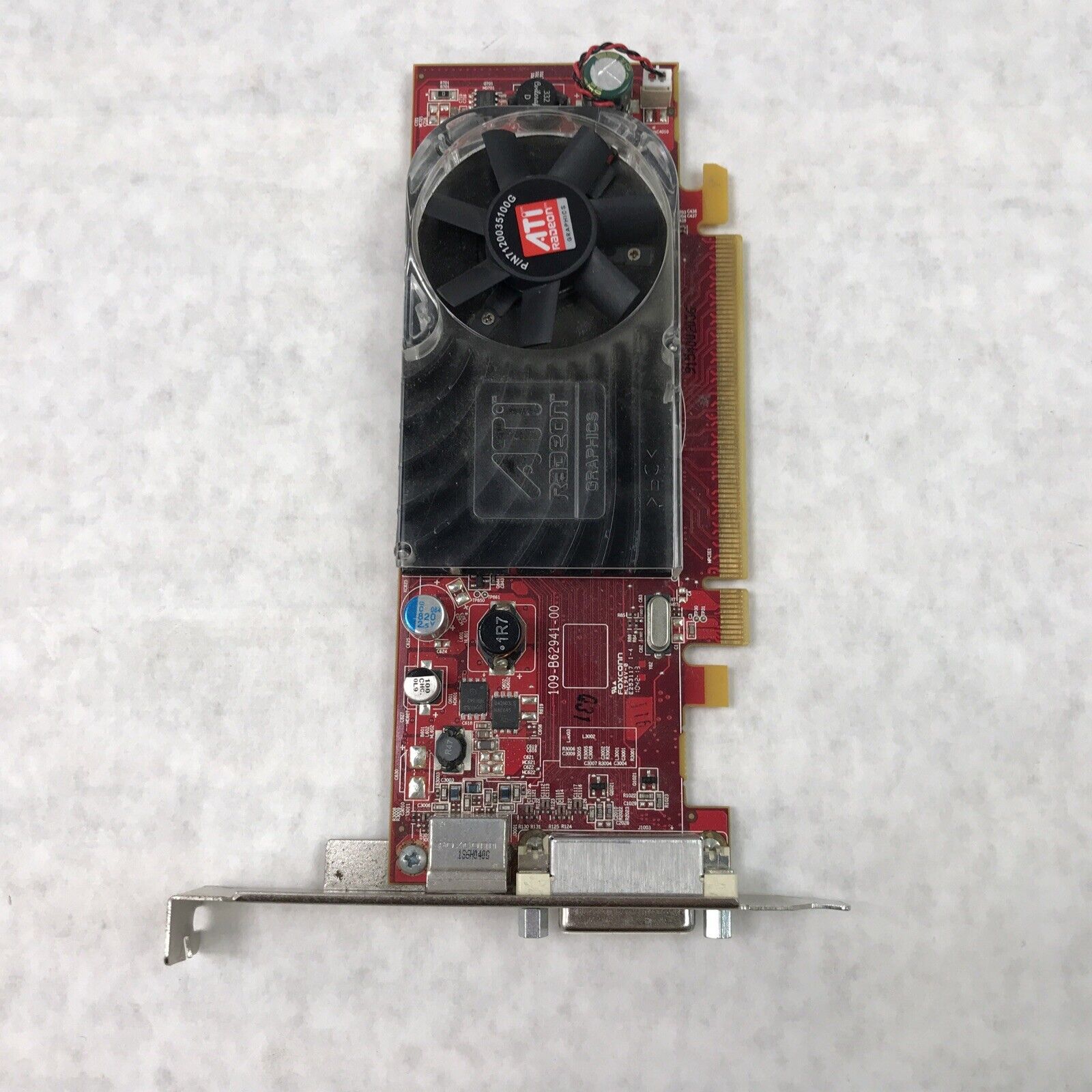 Dell ATI Radeon HD 3450 PCI Express x16 Full Height Video Card 256MB (Lot of 2)