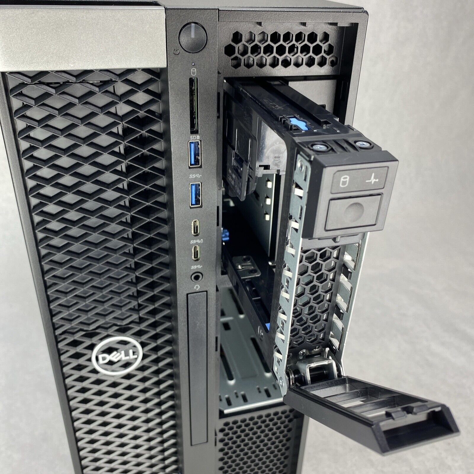 Dell Precision 5820 Tower Intel Xeon W-2223 3.60GHz 32GB RAM K2200 No HDD OS