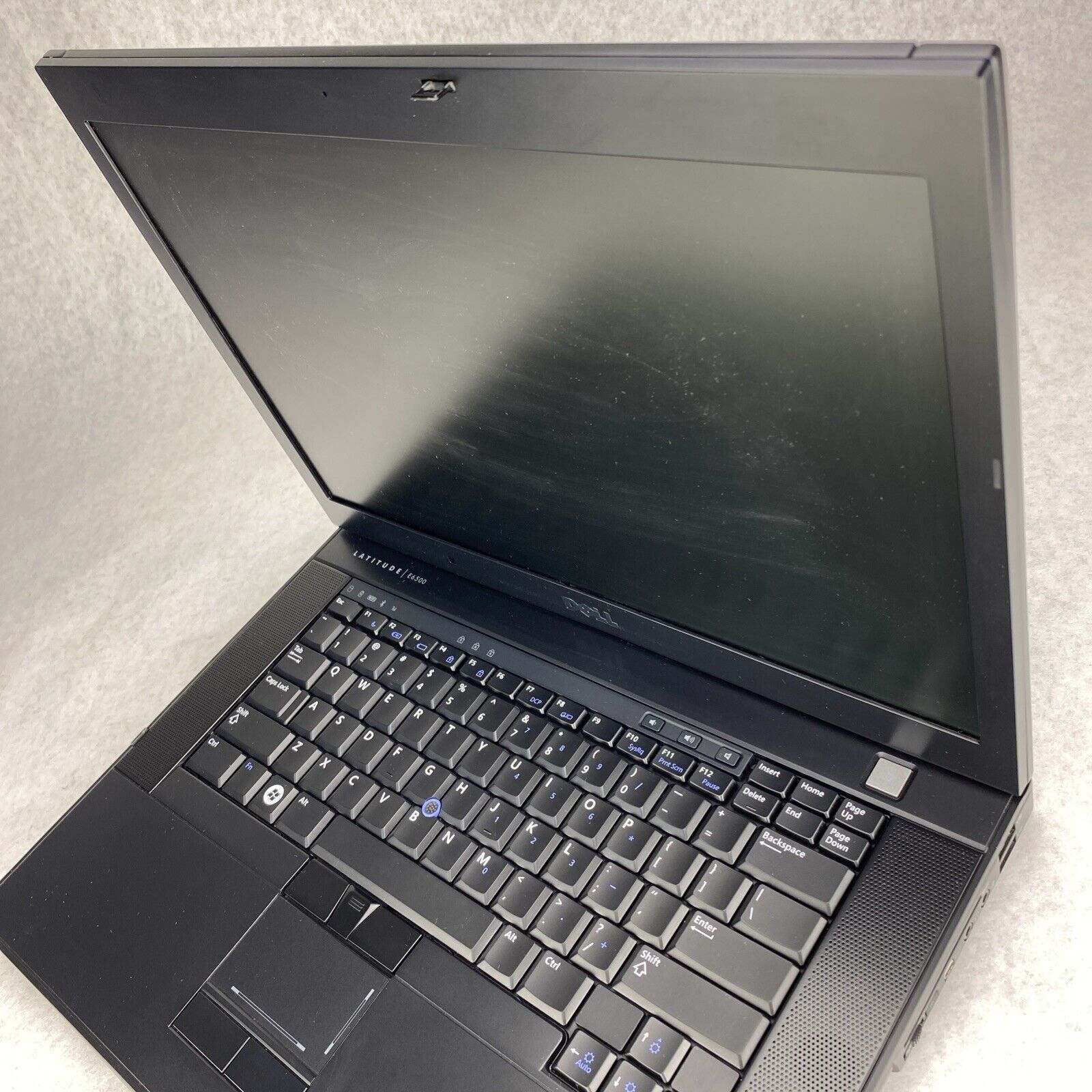 Dell Latitude E6500 15.4" Intel Core 2 Duo P8600 2.40GHz 4GB RAM No AC No HDD OS