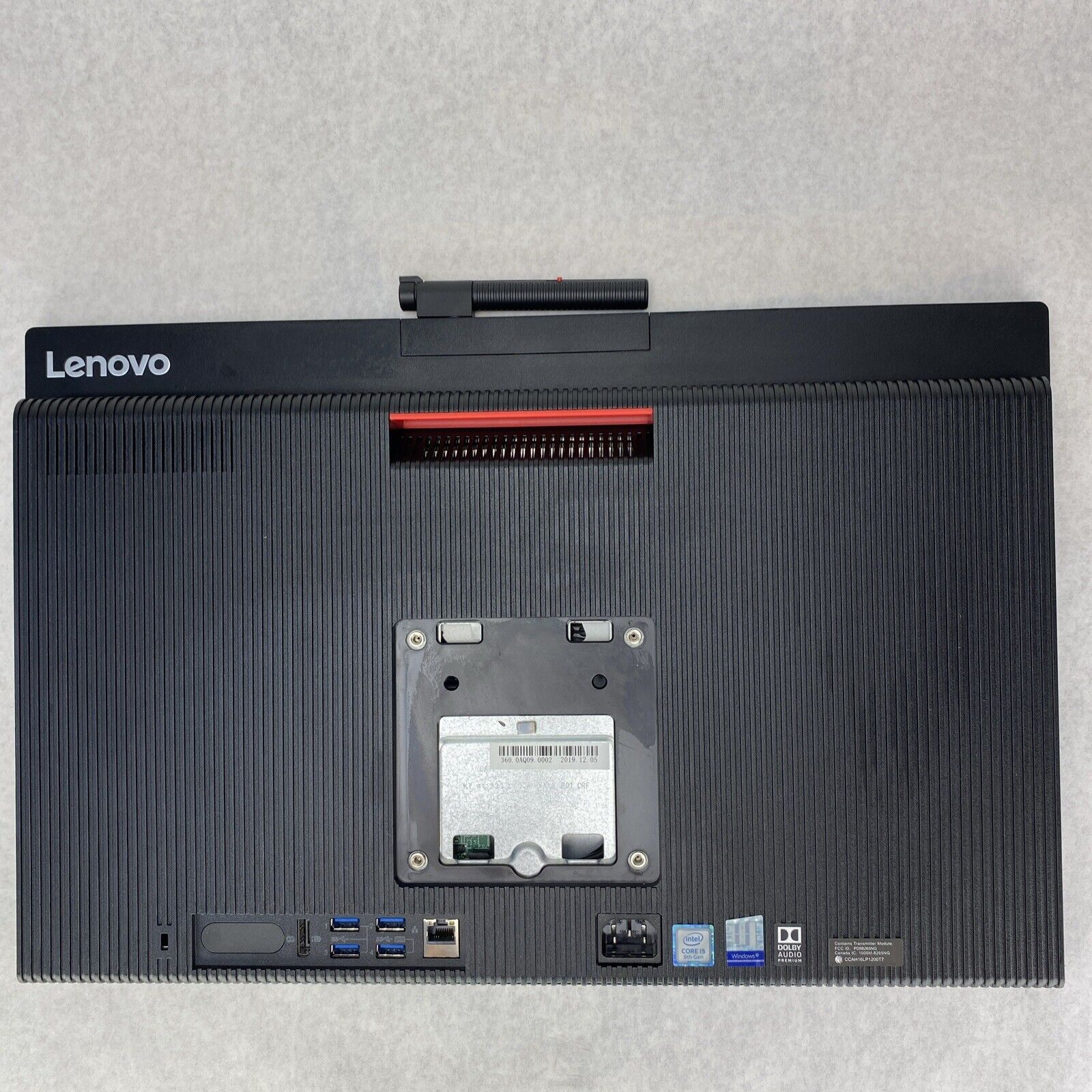 Lenovo ThinkCentre M820z 22" AIO Intel Core i5-9400 2.90GHz 8GB RAM No HDD No OS