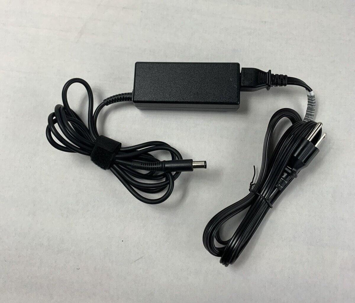 Lot of 5 HP Laptop Charger AC Power Adapter 756413-002