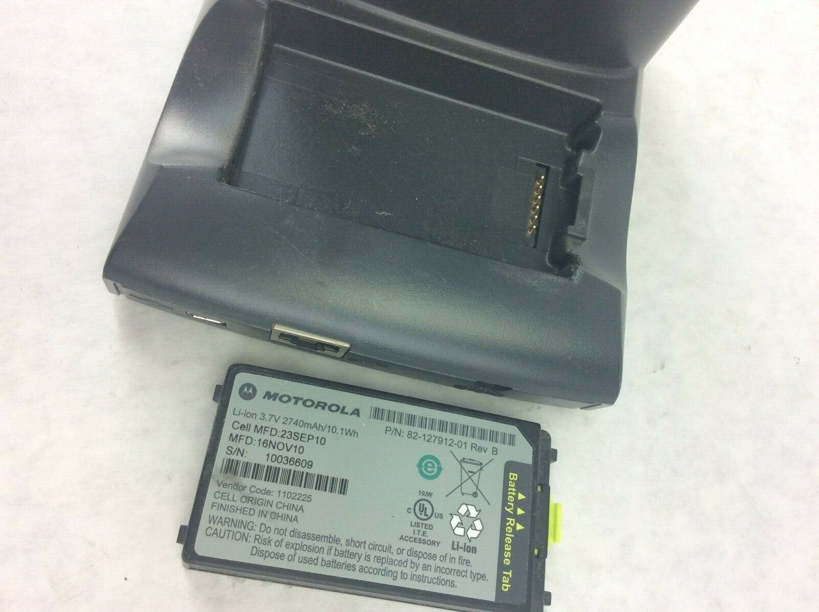 Motorola Symbol CRD3000-1000R Cradle for MC3090 w/ 82-127912 Battery