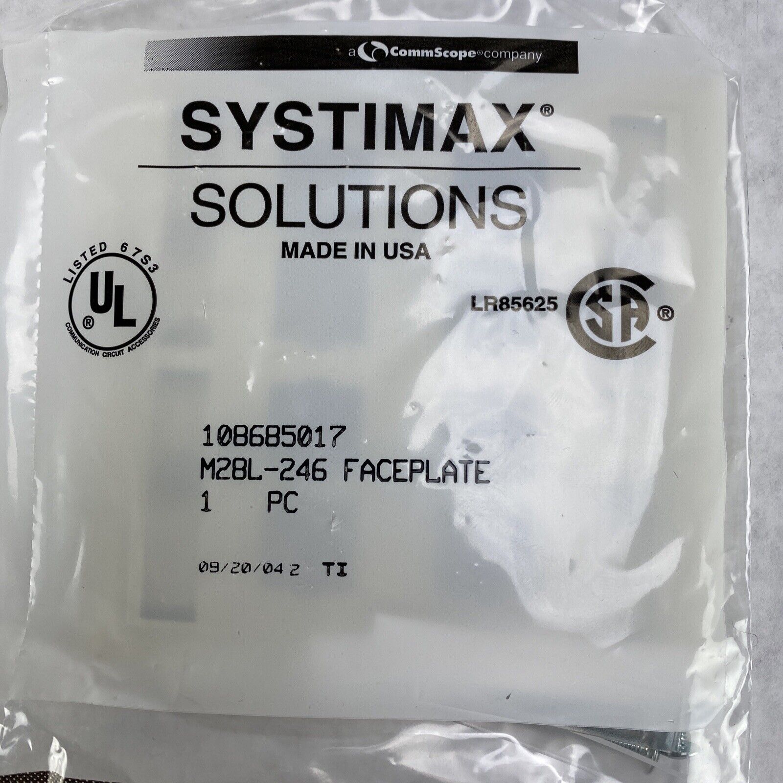 Lot( 5 ) Systimax 108685017 L Type M28L-246 8-Port Flush Mounted Faceplate Ivory