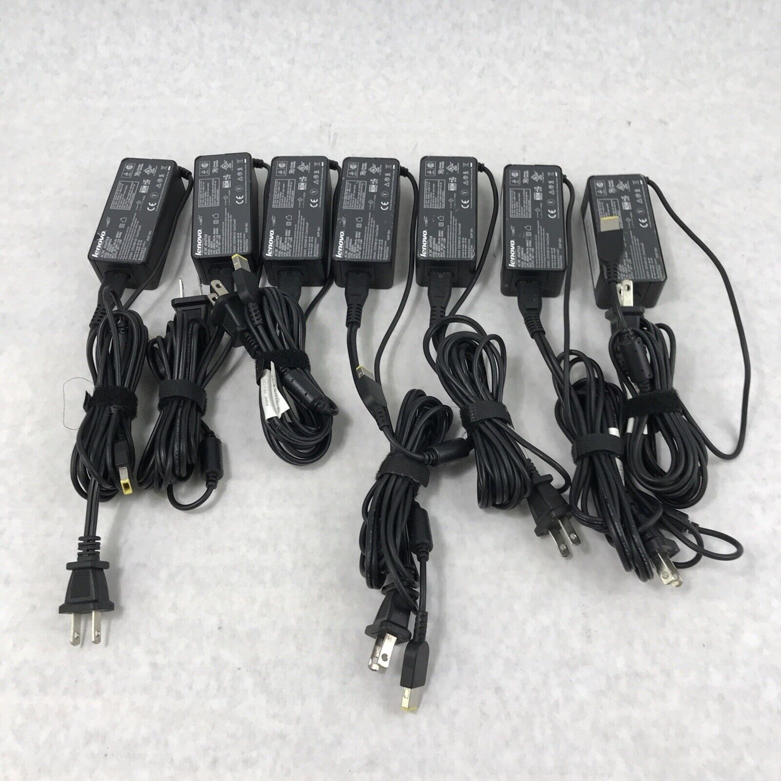 Lenovo ADLX45NC2A 20V 2.25A 60Hz 36200279 AC/DC Adapter 45N0473