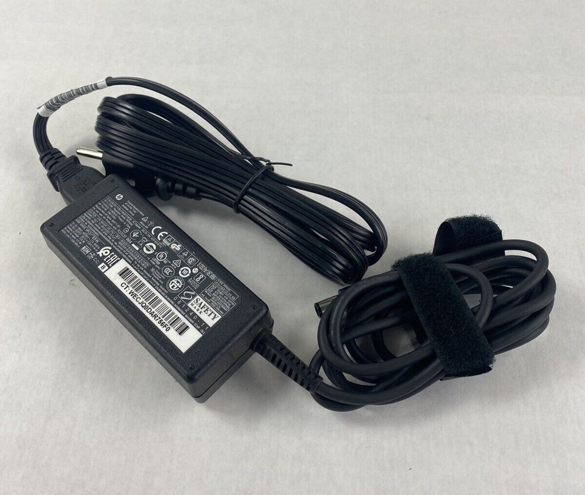 Mixed Lot of 5 HP PPP009C PPP009D PPP019L-S 65W 19.5V 3.33 AC Adapter Untested