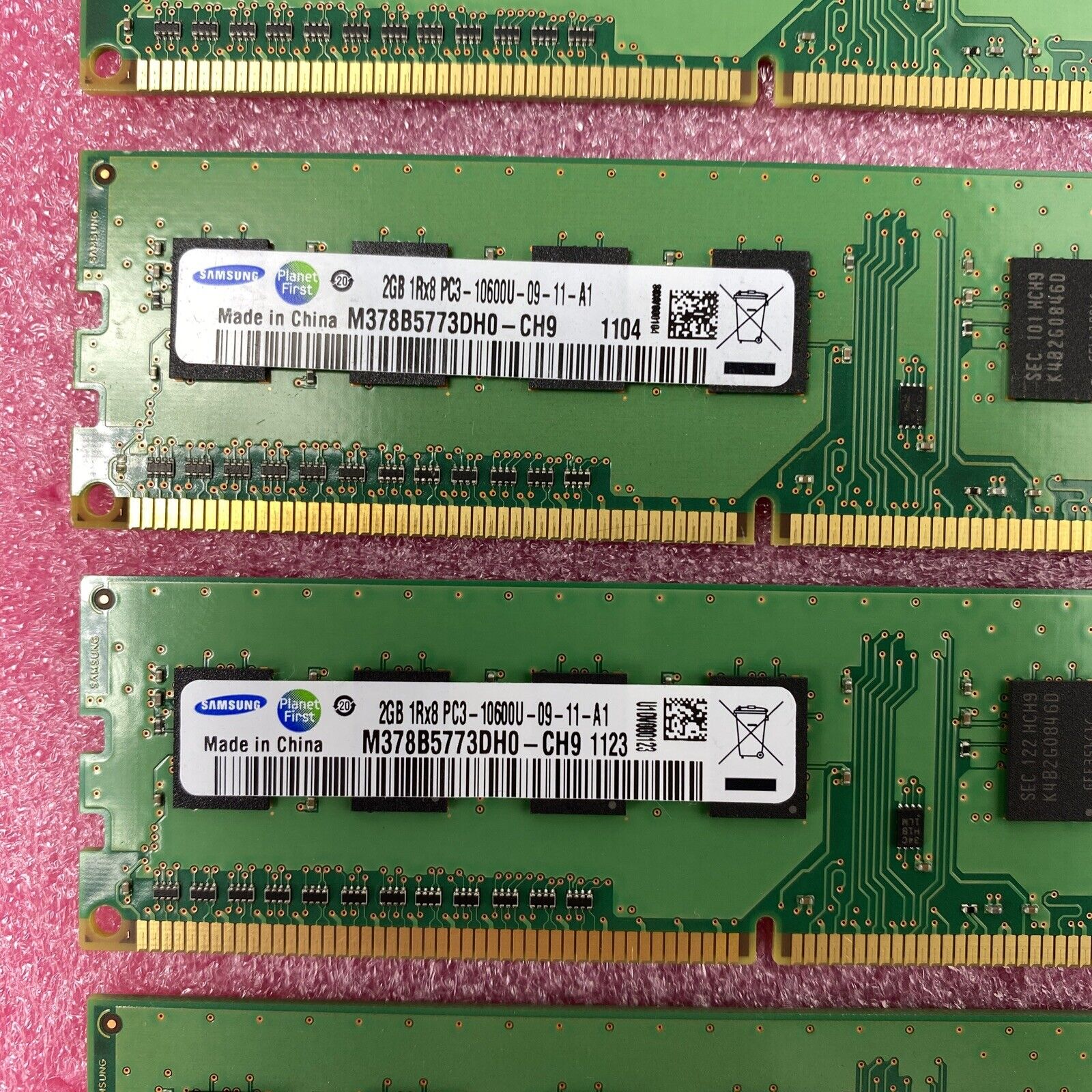 Lot ( 8 ) 2GB Samsung M378B5773DH0-CH9 1Rx8 PC3-10600U DDR3-1333MHz Desktop RAM