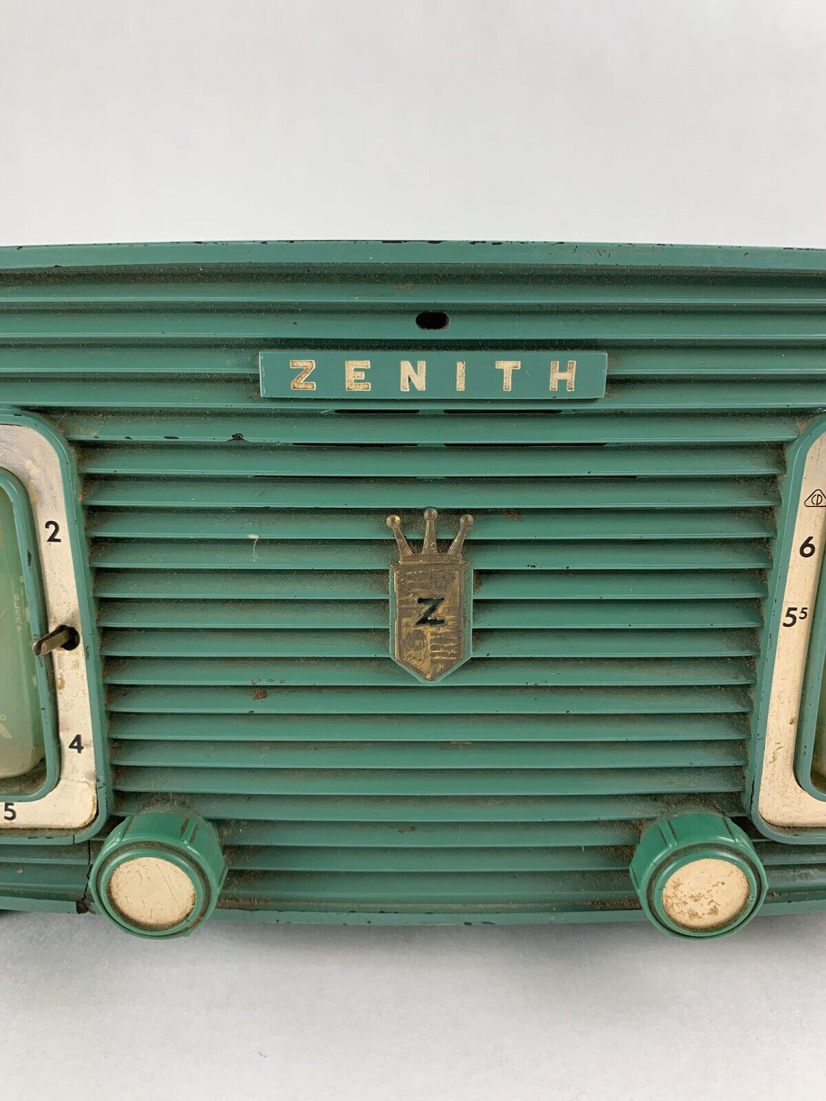 Zenith Model L520-F Vacuum Tube Radio Clock Vintage 1954 Gumby Green Powers On