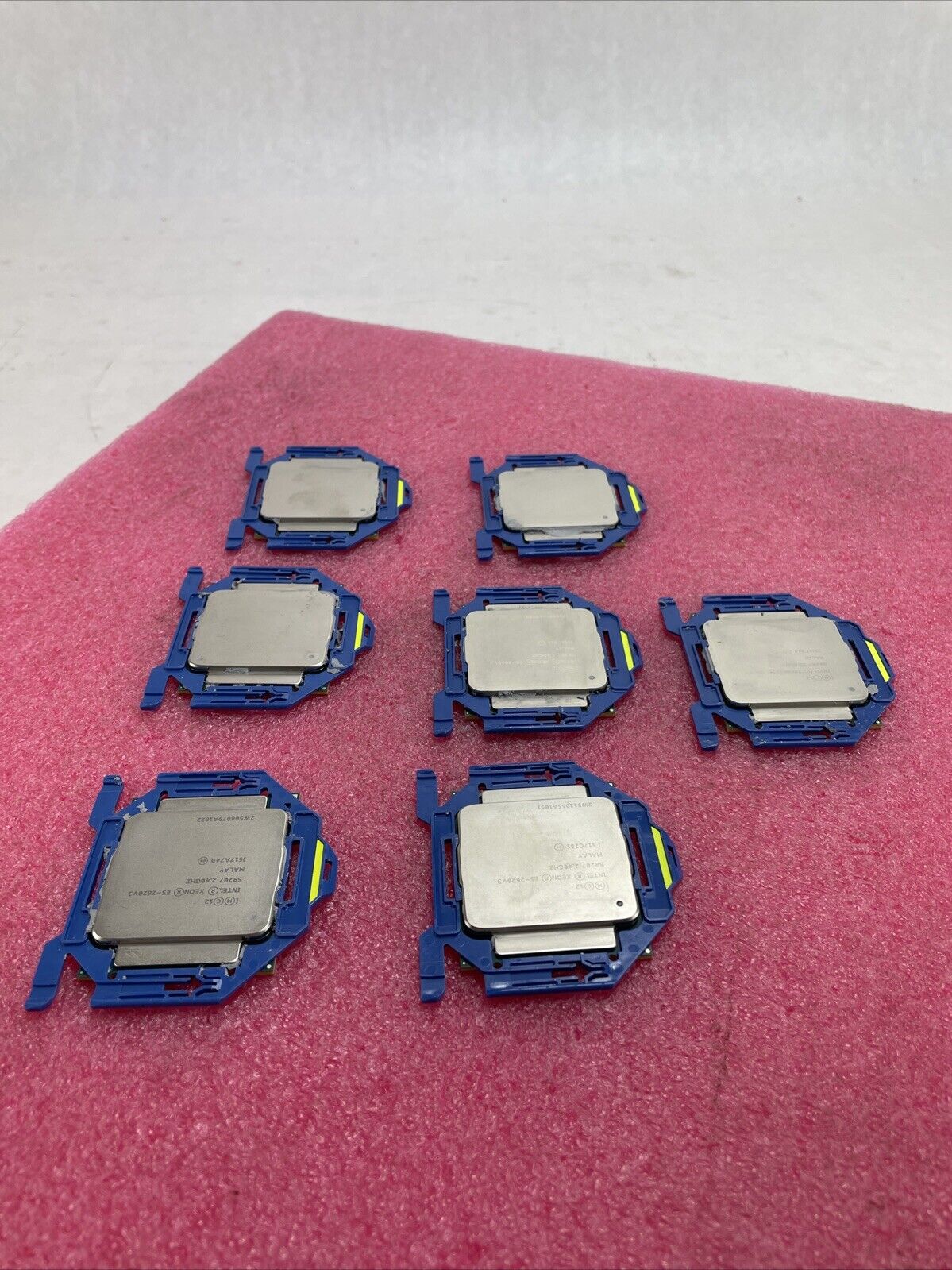 Intel Xeon E5-2620V3 SR207 2.4GHz MALAY Processor Lot of 7