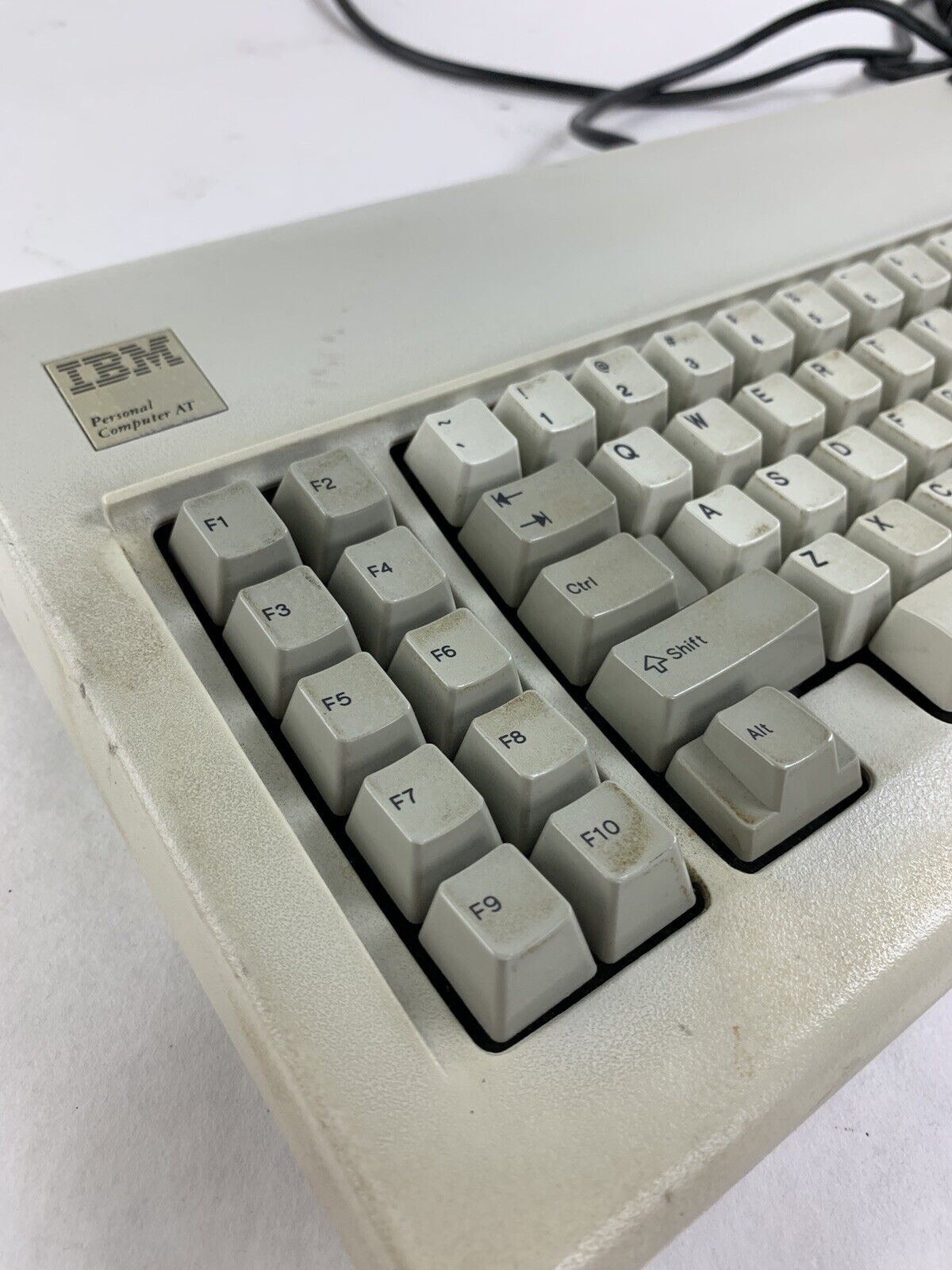 Vintage IBM Personal Computer AT Mechanical Spring Clicky Keyboard Tested