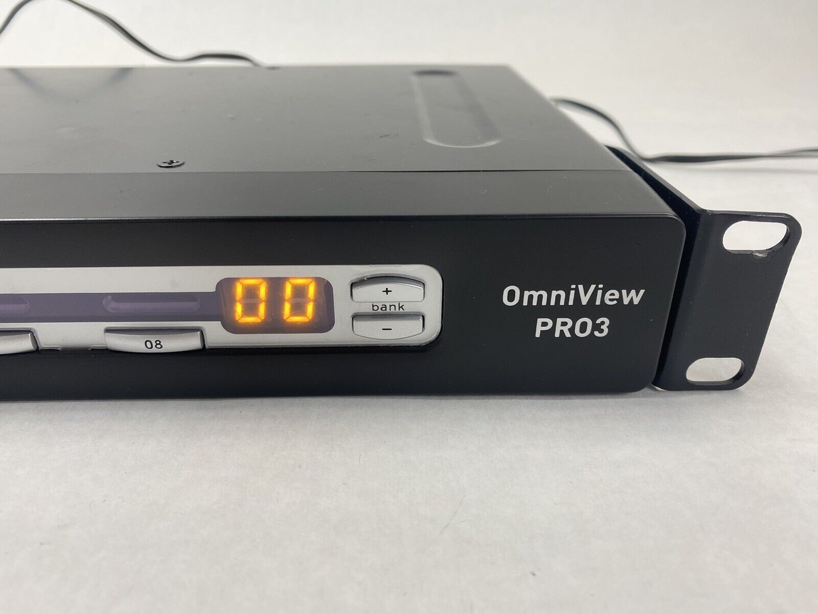 Belkin OmniView PRO3 F1DA108Z 8-Port External KVM Switch Power Tested