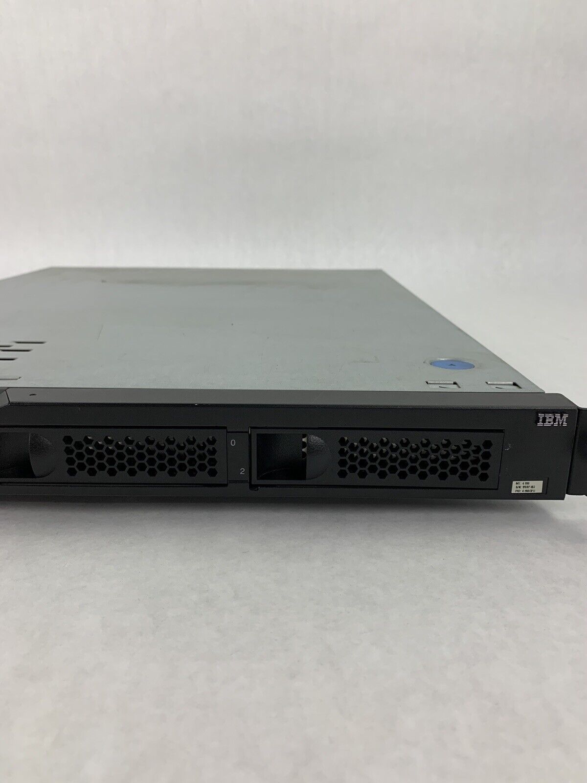 IBM System X 3250 M2 Server Intel Xeon X3330 2.66 GHz 2 GB RAM No OS No HDD