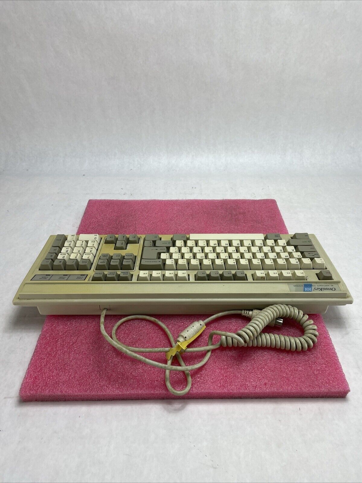 Vintage Northgate OmniKey 101 Keyboard White Alps Clicky w/Cable