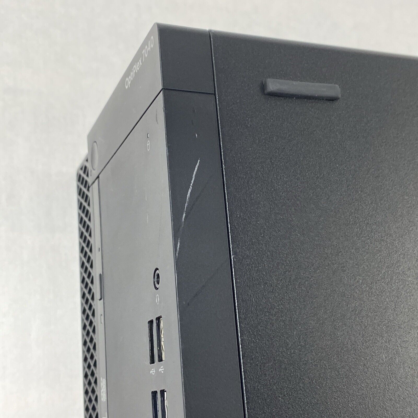 Dell OptiPlex 7040 MT Intel Core i7-6700 3.4GHz 8GB RAM No HDD No OS