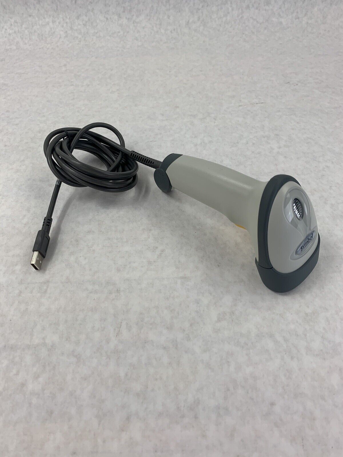 Symbol LS2208-SR20001R Barcode Scanner with USB Cable