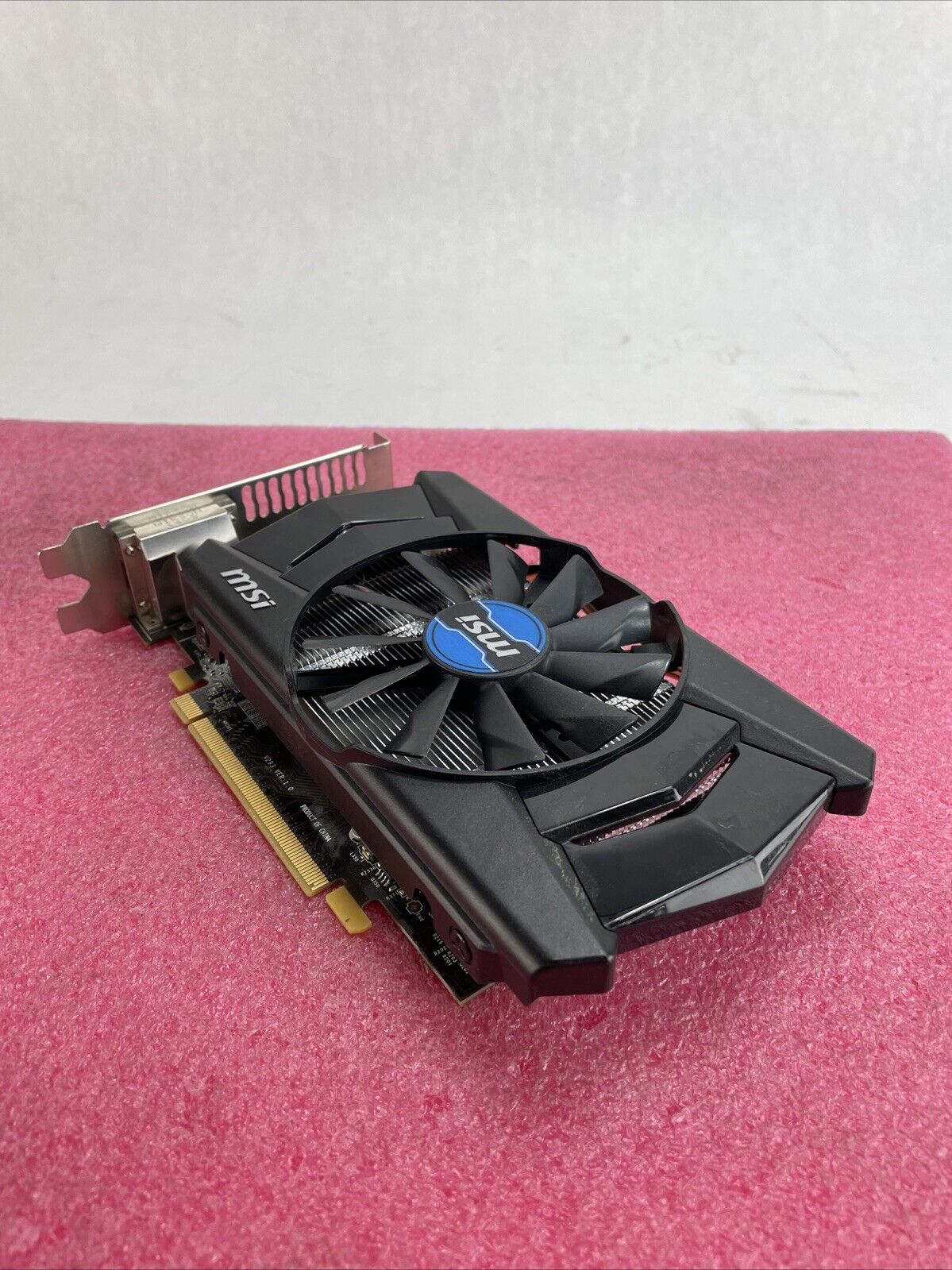 MSI R7 260X 2GD5 OC GDDR5 2GB PCI-E 3.0 x16 Video Graphics