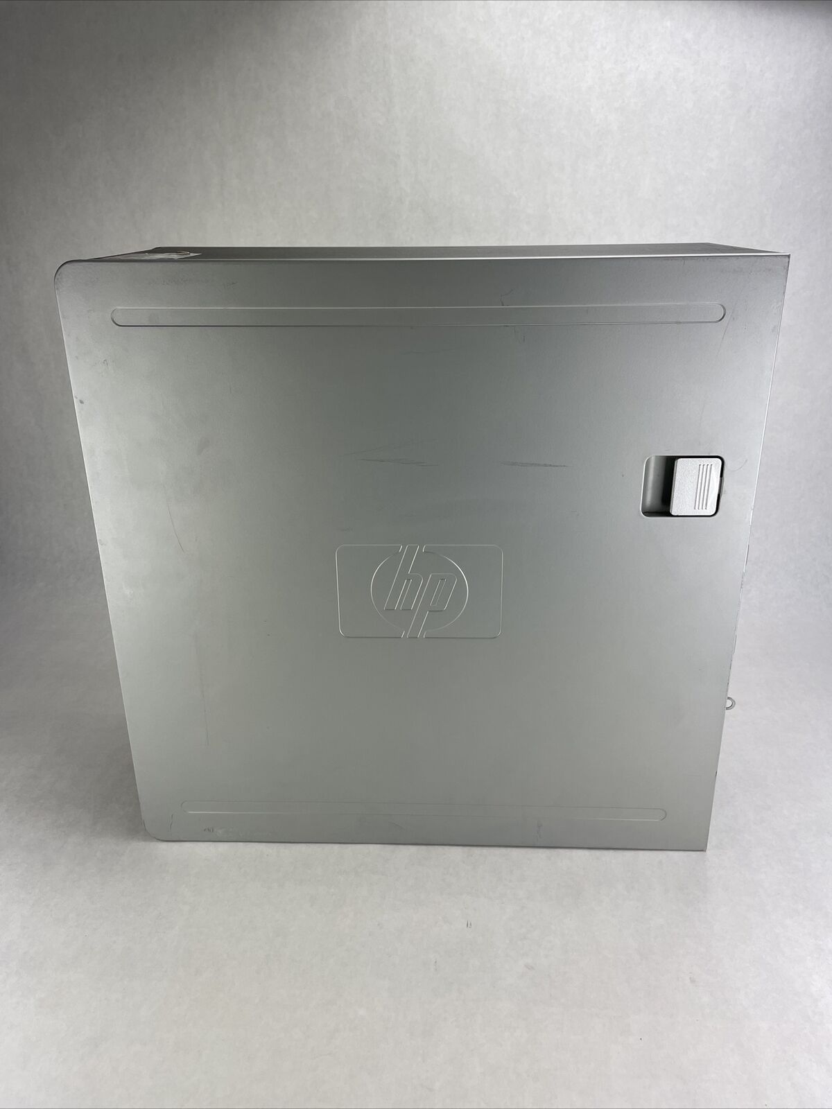 HP dc78800 CMT Intel Core 2 Duo E8300 2.83GHz 2GB RAM No HDD No OS