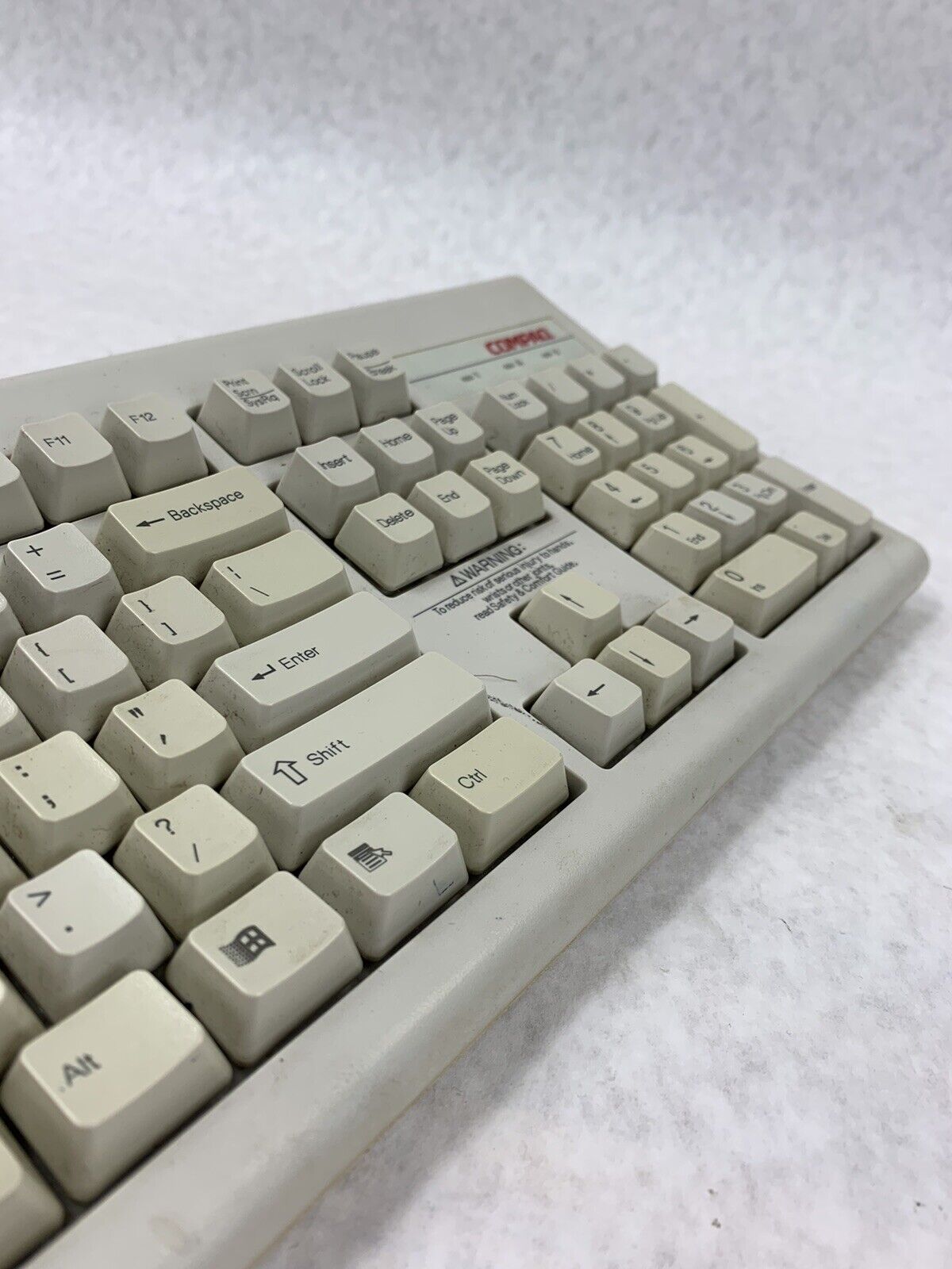 Vintage Compaq Keyboard RT235BT 294318-006 KB-3923 333828-001 PS/2