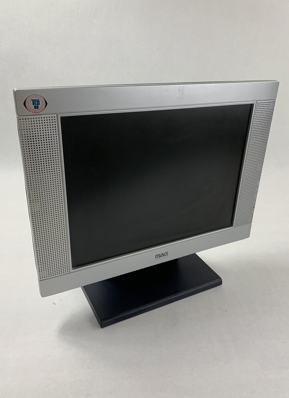 MAG LT565 Innovision 15 Inch LCD Monitor 568 with Built-In Speakers