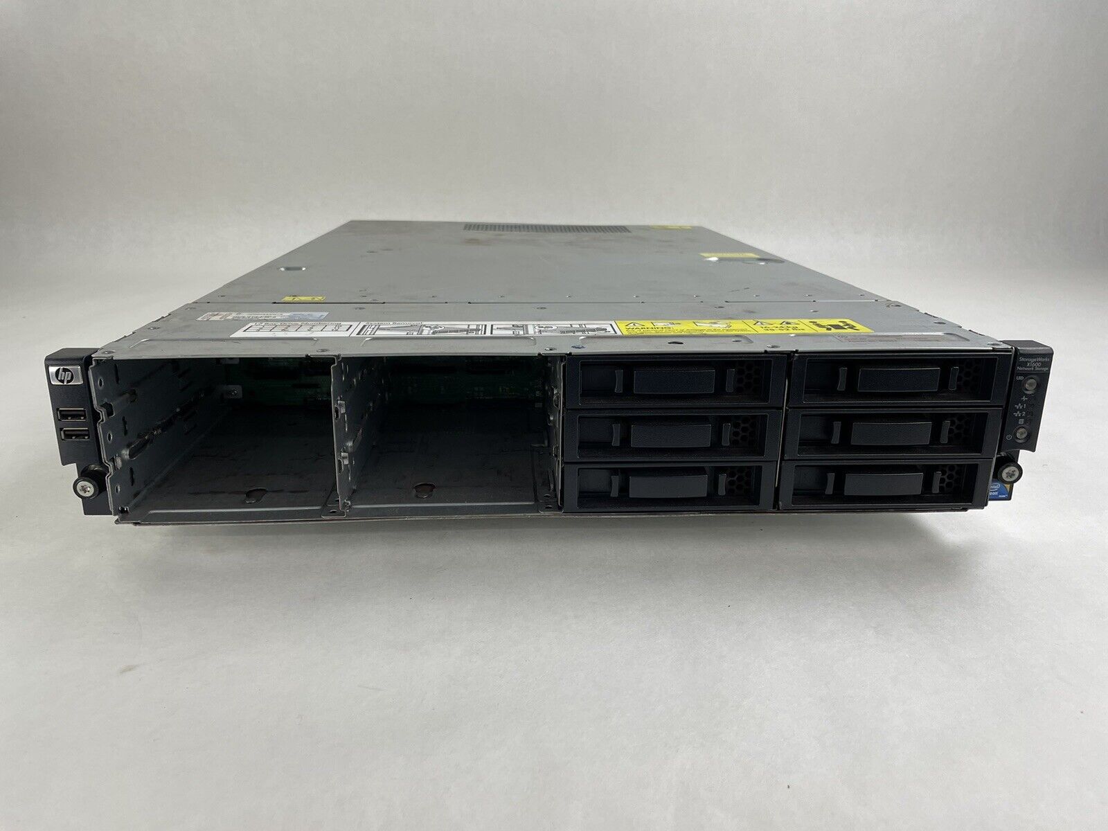 HP StorageWorks X1600 Network Storage Intel Xeon E5520 2.27GHz 4GB RAM NoHDD/OS