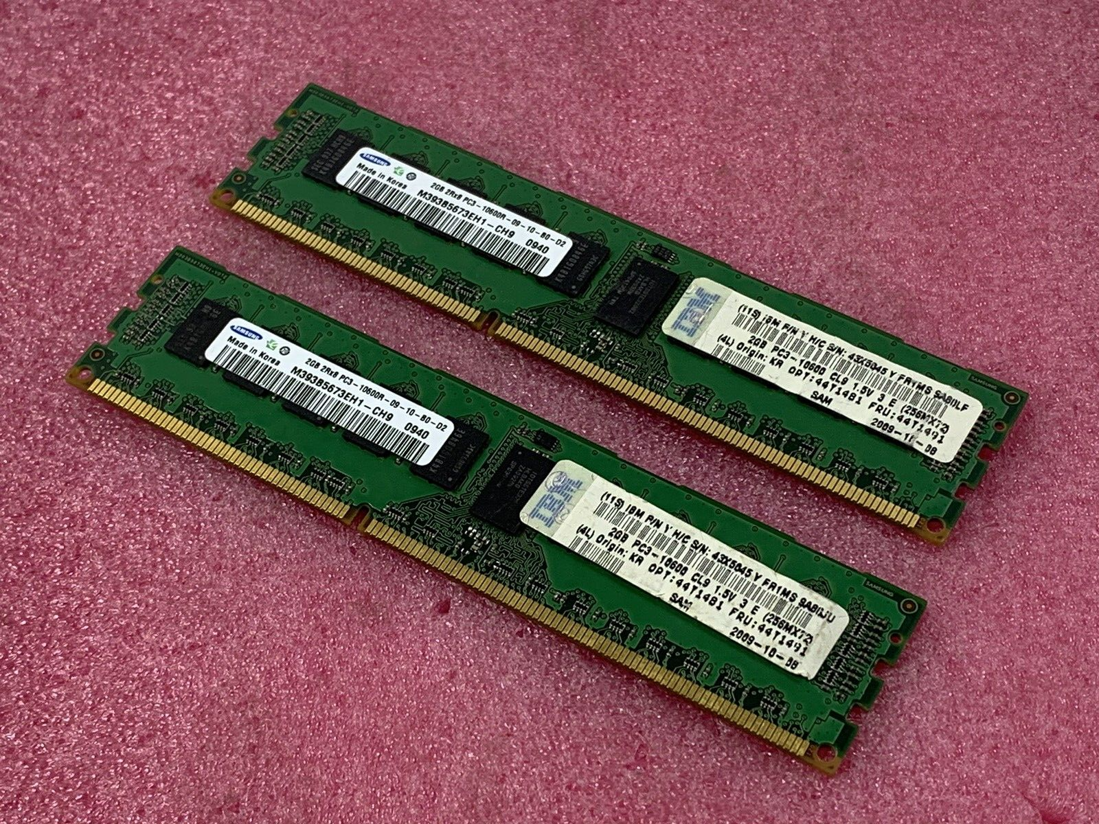 Samsung 4GB Kit 2x4GB 2Rx8 PC3-10600R-09-10-B0-D2 Server Ram M393B5673EH1