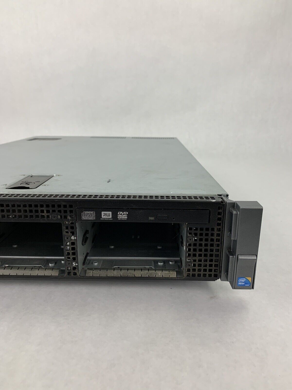 Dell R710 PowerEdge Rack Server Xeon E5570 2.93 GHz 12 GB RAM No OS No HDD