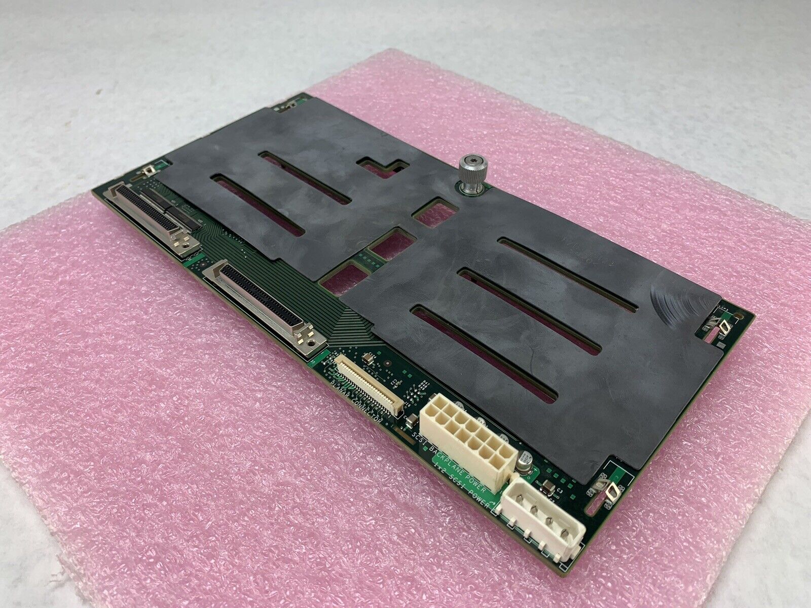 Dell PowerEdge 2600 Backplane R0225 REV A07