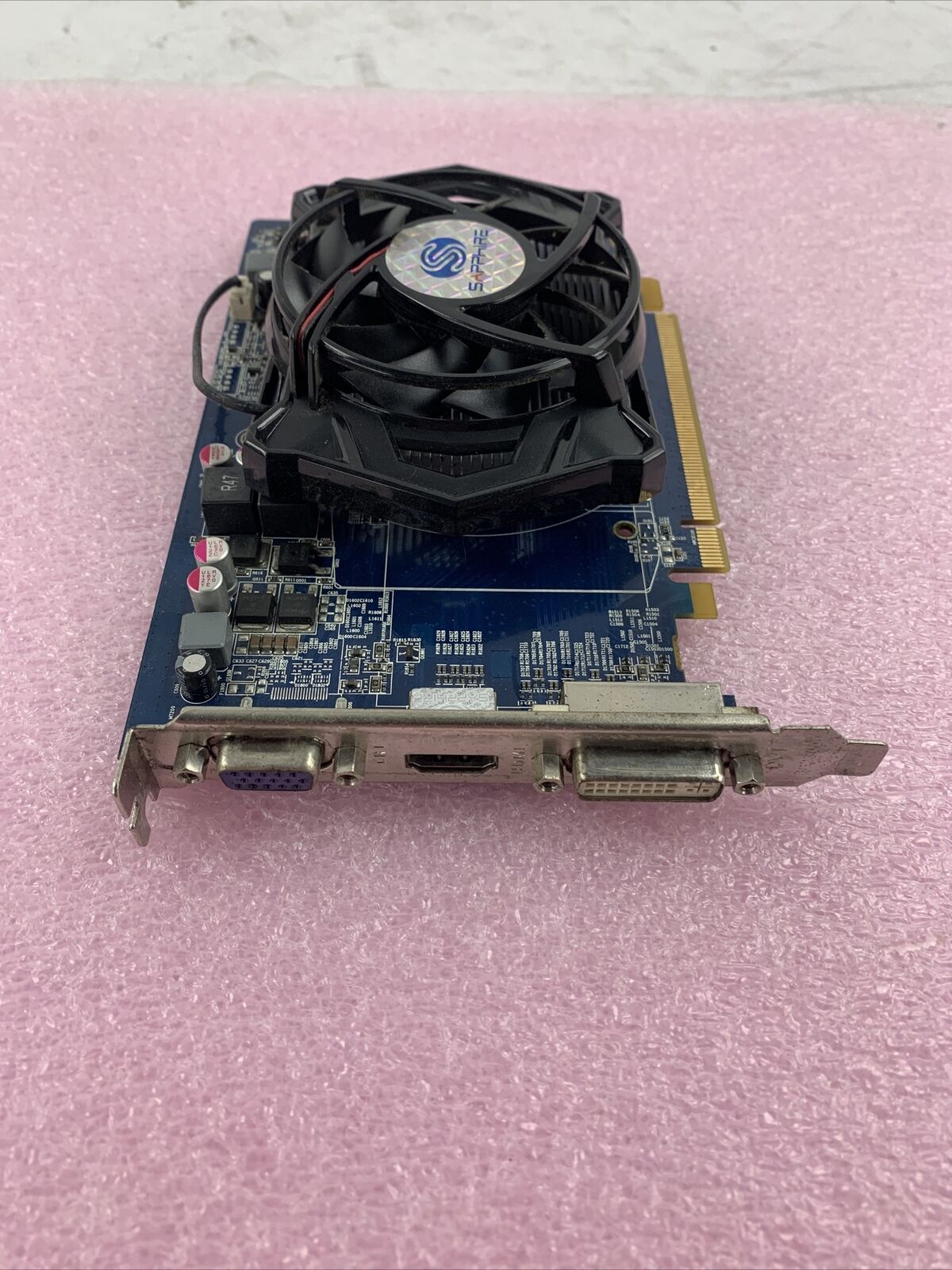 Sapphire HD5670 GDDR5 PCI-E HDMI/DVI/VGA Gprahics Card