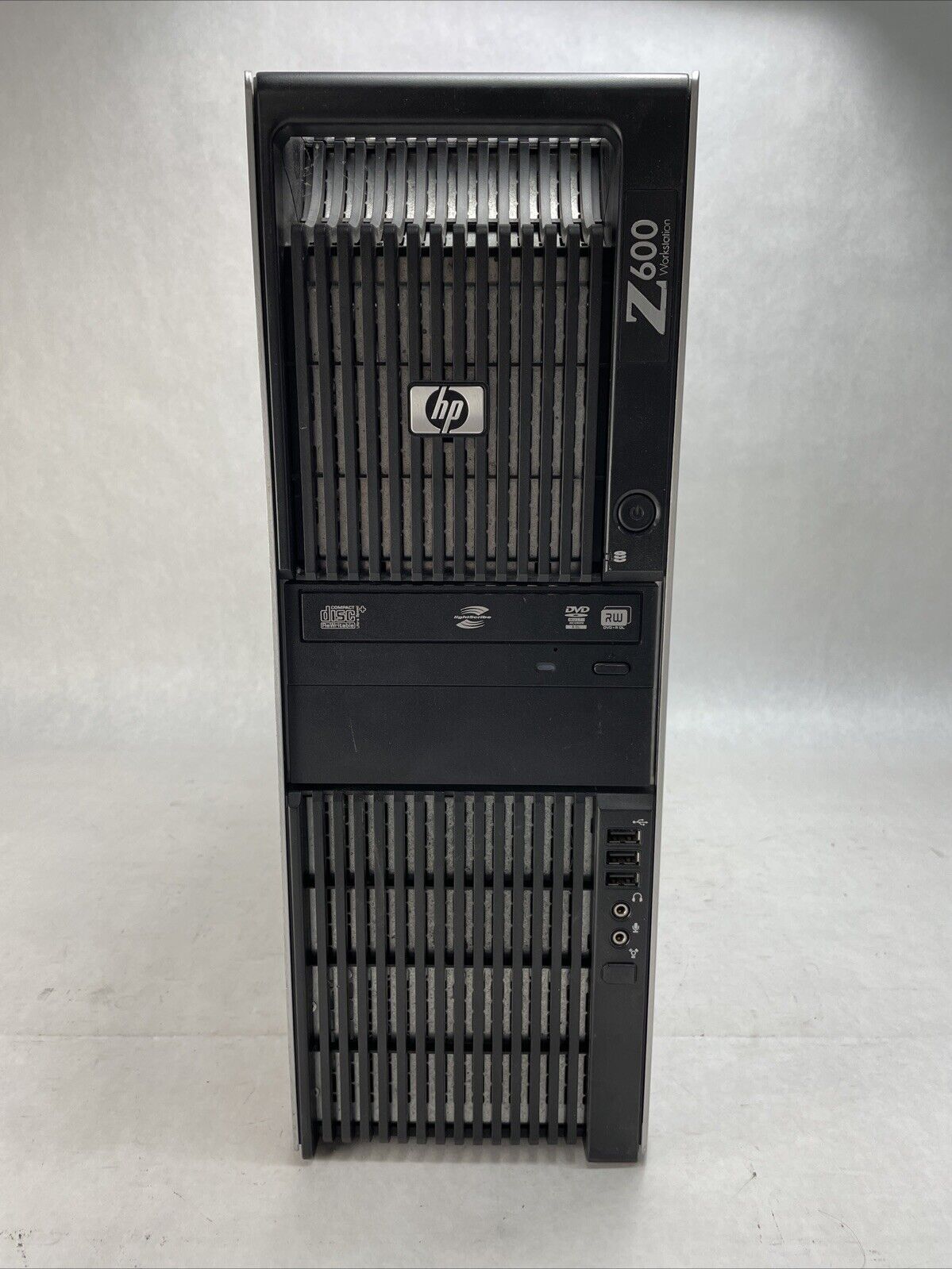 HP Z600 WorkStation 2x Intel Xeon E8820 2.27GHz 8GB RAM No HDD No OS