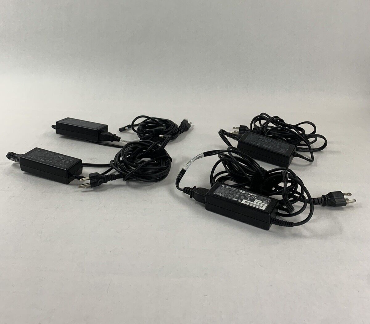 Mixed Lot of 4 HP 50-60 Hz 3.3A 19.5V 165W AC Power Adapter